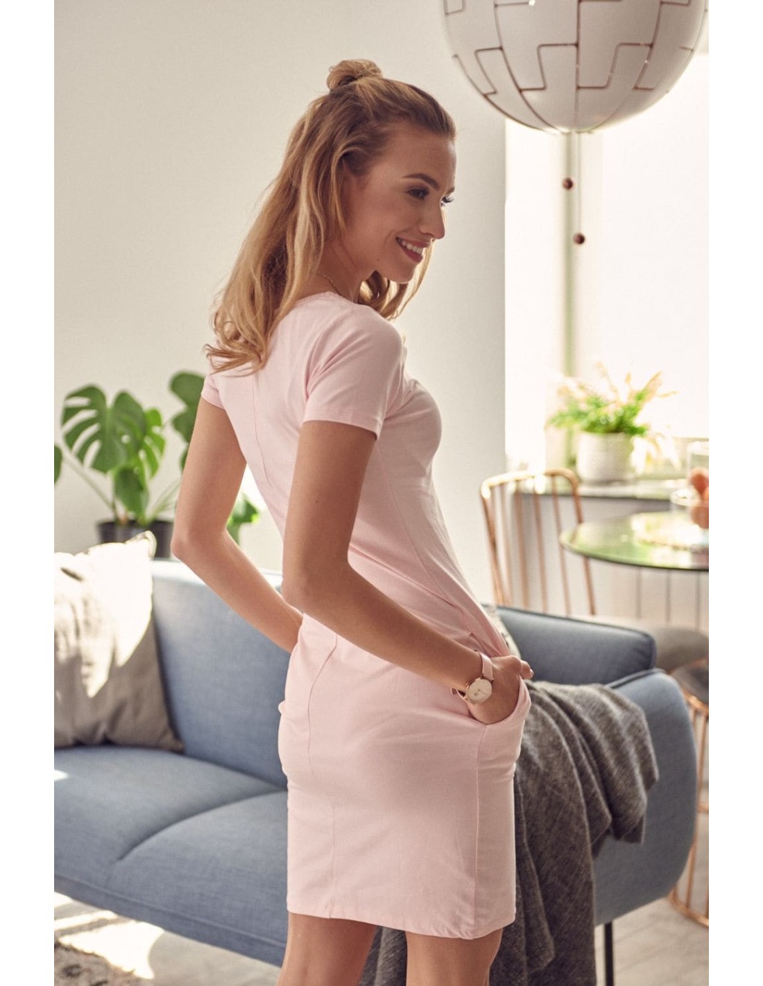 Basic-Kleid mit kurzen Ärmeln, pudrig 9967 - Online-Shop - Boutique